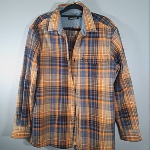 Mens fall colored heavy flannel shacket. Size L.